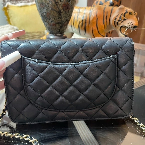 Charles & Keith Black Quilted Crossbody Bag with Chain Strap high-end luxury - Picture 9 of 10